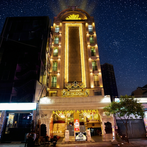 KINGDOM KARAOKE - KHÔNG GIAN ĐẲNG CẤP CHO ÂM NHẠC THĂNG HOA