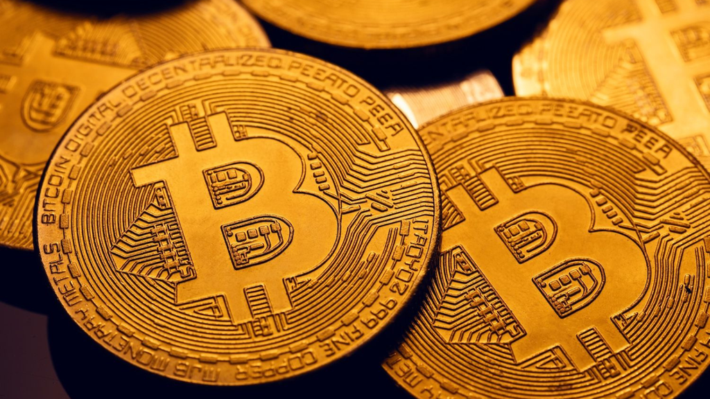 Bitcoin giằng co quanh 63.000 USD: Vùng cản nào đang quyết định xu hướng?