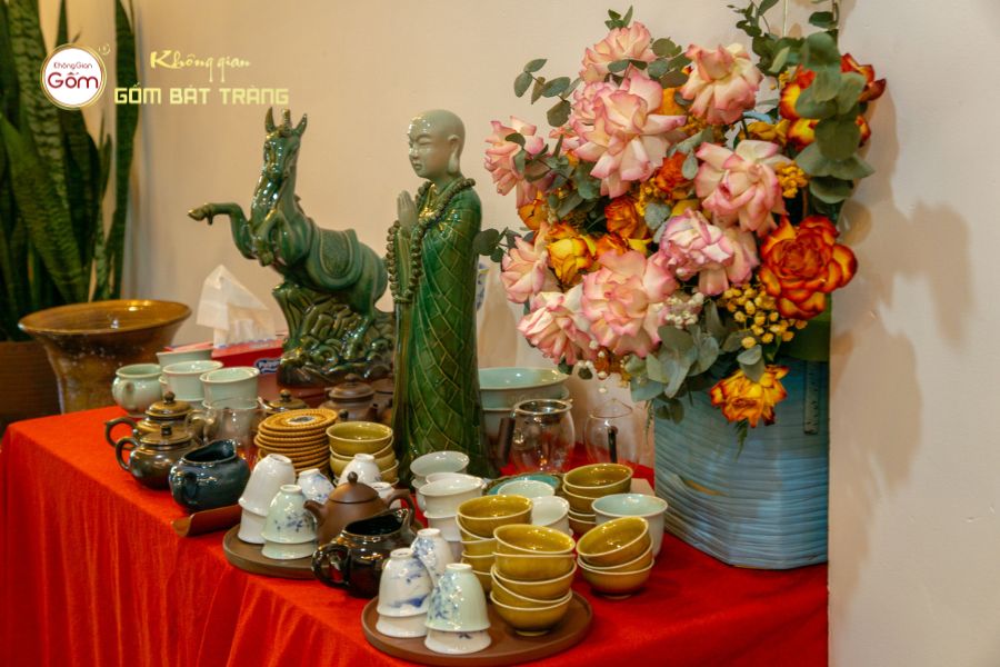 khong-gian-gom-bat-trang-tphcm
