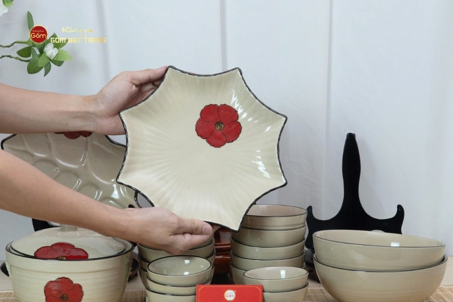 Bộ Bàn Ăn 10 Người (23 món) Men Hỏa Biến Hoa Sứ Đỏ