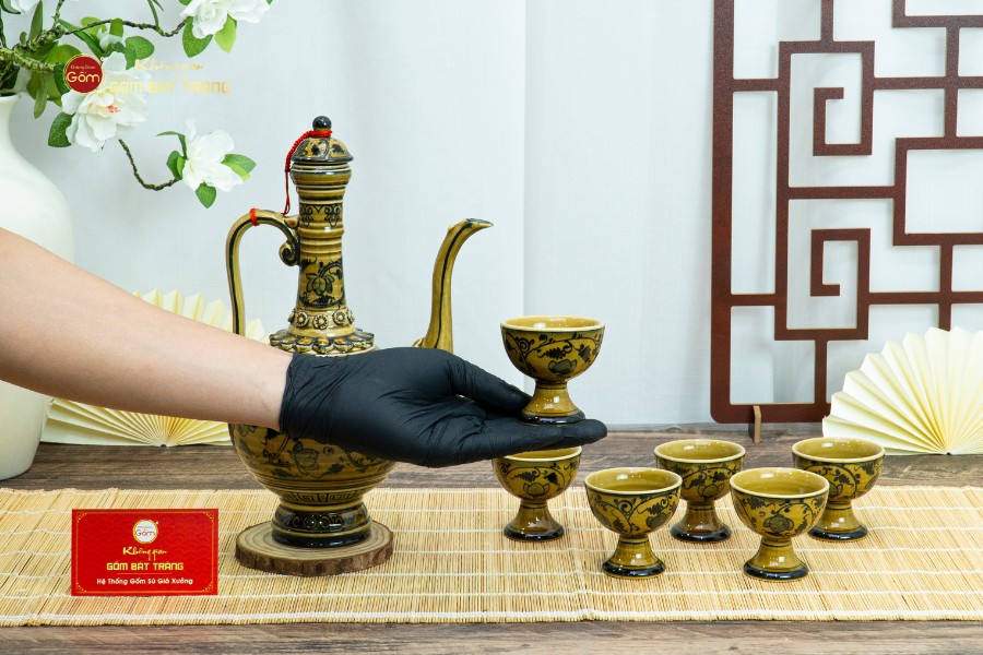 Bộ Bình Rượu Vẽ Tay Hoa Sen Dây