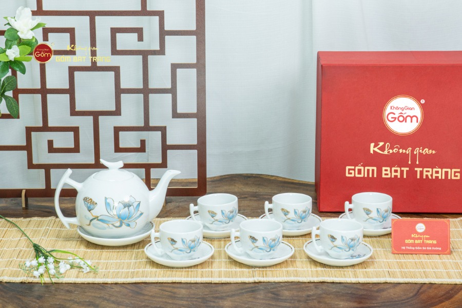 Bộ Trà Bưởi Cành Hoa Sen Xanh Vẽ Vàng