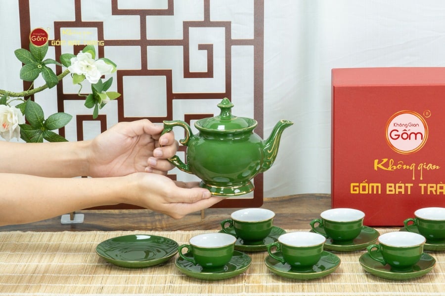 Bộ Trà Men Lục Đài Các Kẻ Vàng