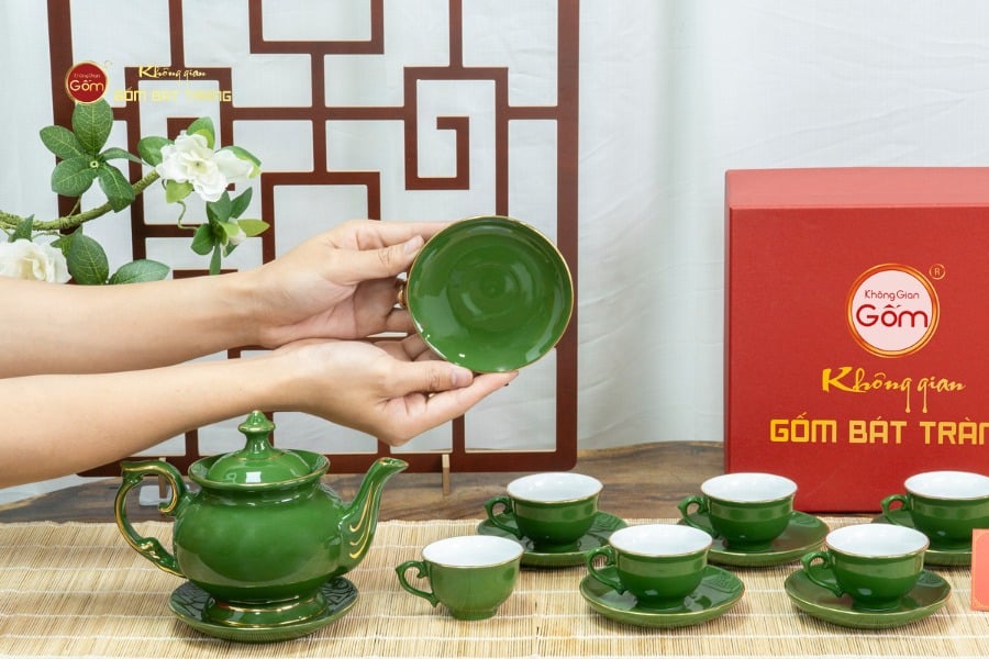 Bộ Trà Men Lục Đài Các Kẻ Vàng