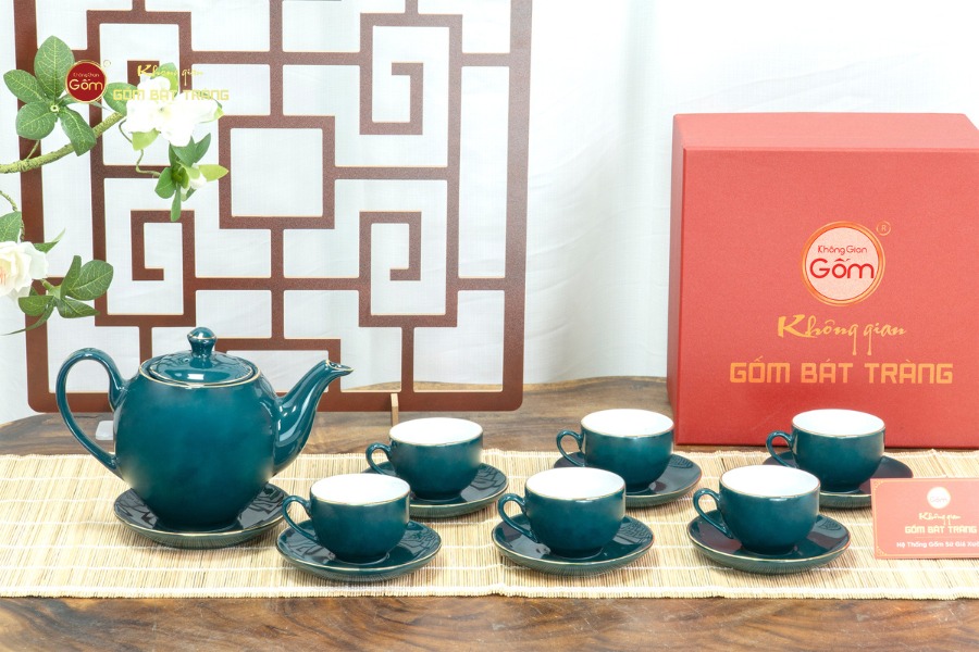 Bộ Trà Men Xanh Lam Dáng Minh Long Kẻ Vàng