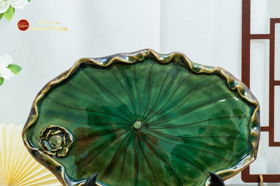Khay Trà Sen Bầu Dục Xanh Lục