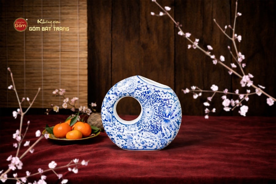 Lọ Hoa Dáng Khuyên Họa Tiết Ngàn Hoa