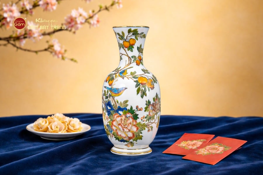 Lọ Hoa Men Màu Chim Én Lựu Vẽ Vàng