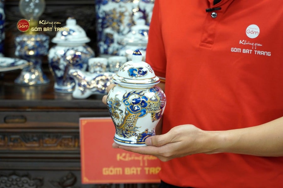 [Set Cơ Bản] Bộ Đồ Thờ Bác Hồ Men Lam Nổi Vẽ Vàng (10 món)