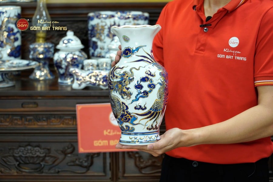 [Set Cơ Bản] Bộ Đồ Thờ Bác Hồ Men Lam Nổi Vẽ Vàng (10 món)