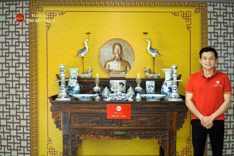 [Set Cao Cấp] Bộ Đồ Thờ Bác Hồ Men Lam Vẽ Vàng (16 món)