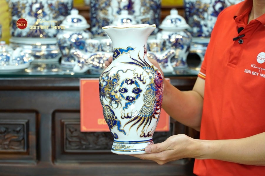 [Set Hào Gia] Bộ Đồ Thờ Gia Tiên Men Lam Nổi Vẽ Vàng (29 món)