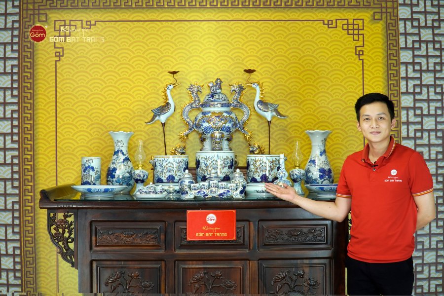 [Set Cao Cấp] Bộ Đồ Thờ Gia Tiên Men Lam Vẽ Vàng (17 món)