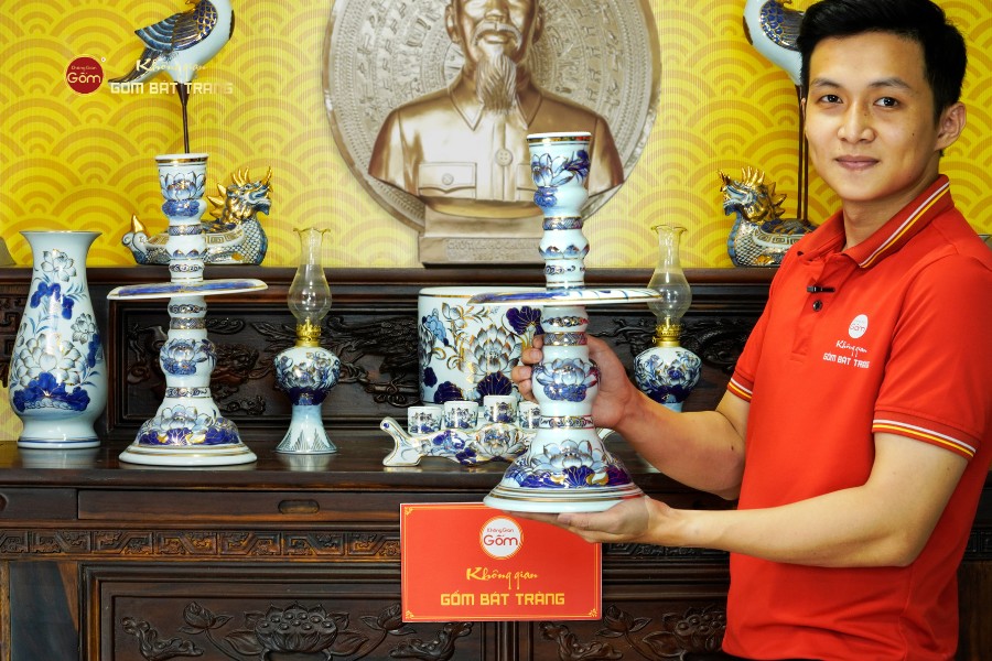 [Set Cơ Bản] Bộ Đồ Thờ Bác Hồ Men Lam Vẽ Vàng (10 món)