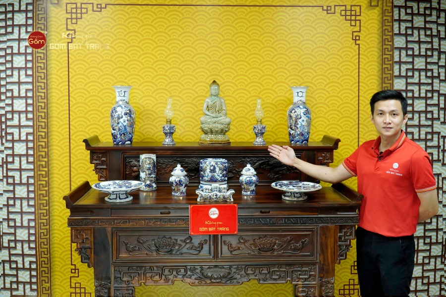 [Set Cơ Bản] Bộ Đồ Thờ Phật Men Lam Nổi Vẽ Vàng (11 món)