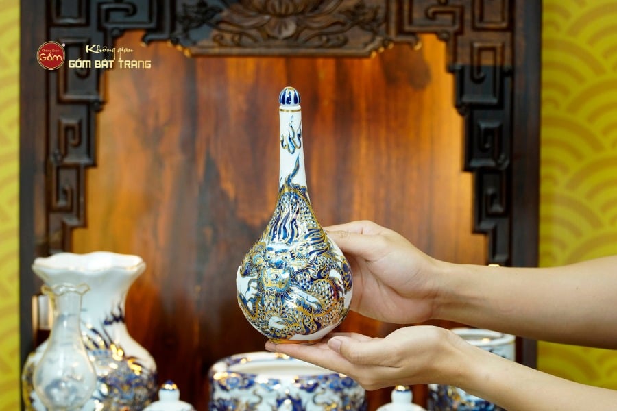 [Set Cơ Bản] Bộ Đồ Thờ Thần Tài Thổ Địa Men Lam Nổi Vẽ Vàng (9 món)