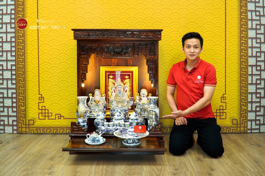 [Set Hào Gia] Bộ Đồ Thờ Thần Tài Thổ Địa Men Lam Nổi Vẽ Vàng (14 món)