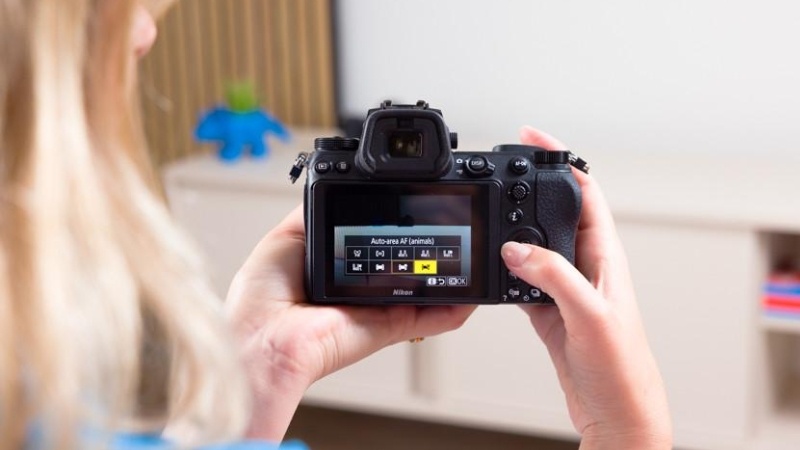Nikon Z5II C ra mắt
