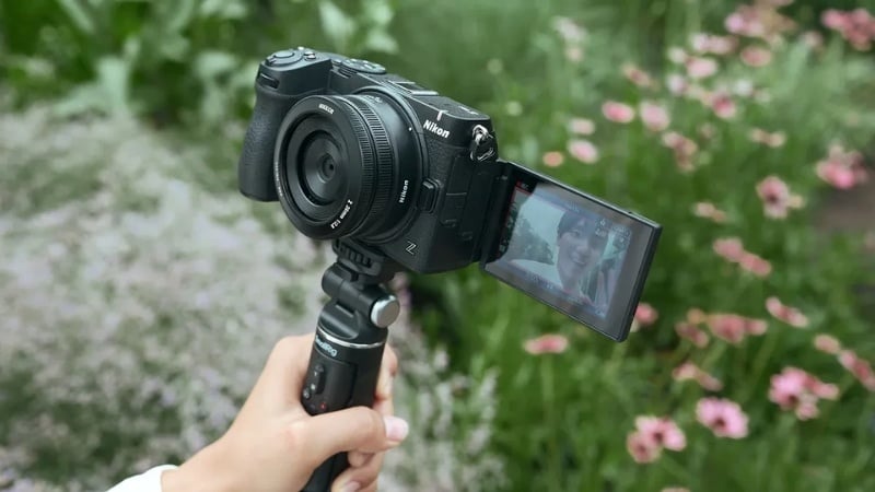 Nikon Z5II C ra mắt
