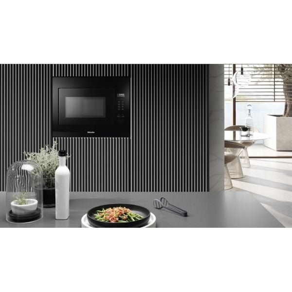 Lò Vi Sóng Miele M 2230 SC Black
