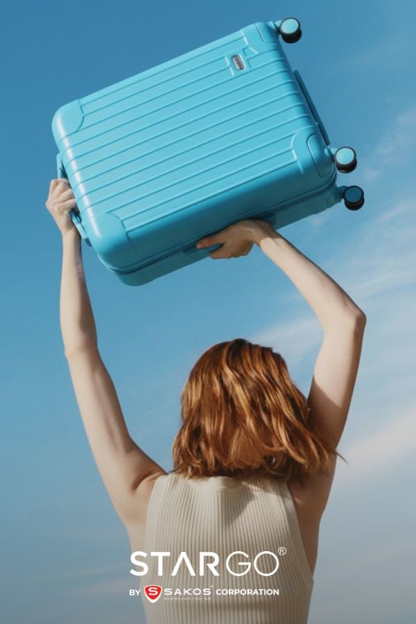 Vali kéo size 16 nặng khoảng bao nhiêu? Có quá cồng kềnh không?