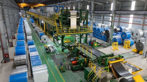 Ứng dụng tôn cuộn trong xây dựng, công nghiệp và sản xuất hiện đại