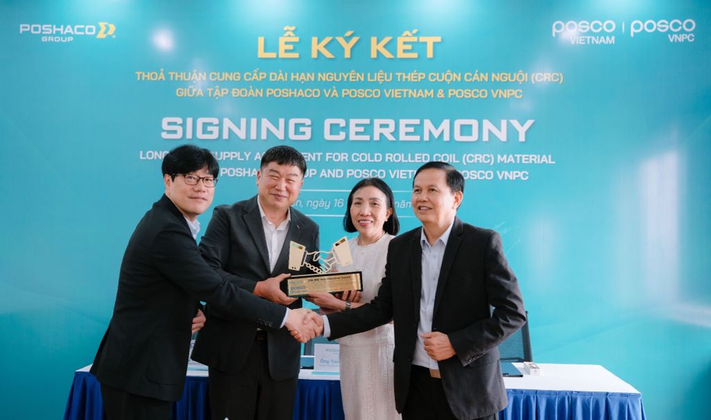 Lễ ký kết Thỏa thuận cung cấp dài hạn nguyên liệu thép cuộn cán nguội (CRC) tại nhà máy Poshaco (Hưng Yên)1