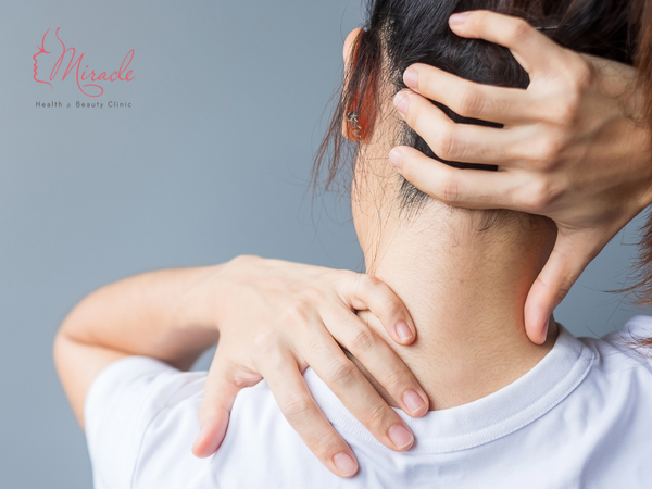 CÁCH XOA BÓP CỔ VAI GÁY