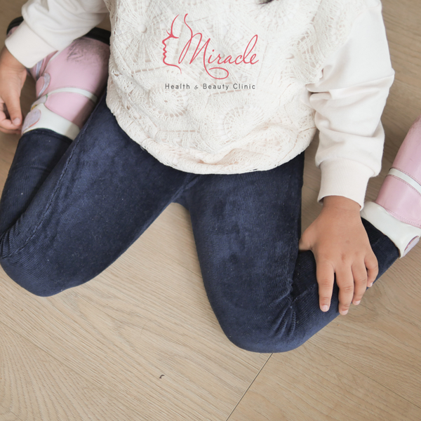 NGỒI KIỂU W Ở TRẺ : LỢI HAY HẠI?