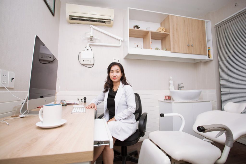 Đánh giá tổn thương vách ngăn trong gãy xương chính mũi: Tầm quan trọng của chẩn đoán và xử trí ban đầu