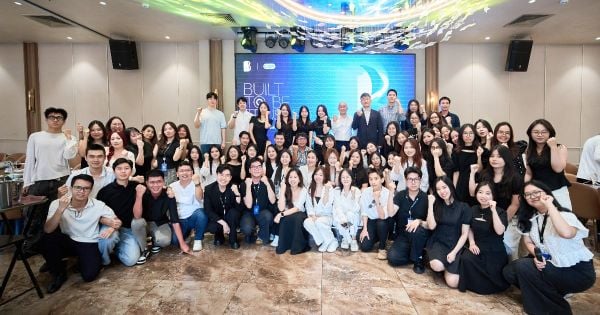 Tập thể OQR cùng đối tác tại lễ khánh thành Nhà máy BOB 01.
