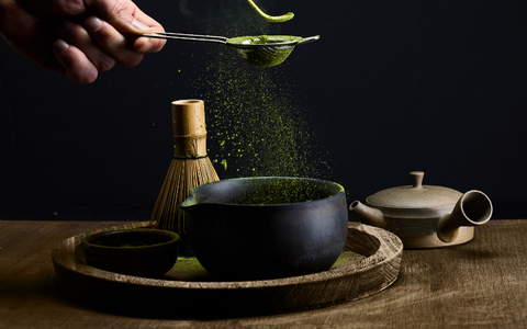 MATCHA PREMIUM LÀ GÌ? VÌ SAO MATCHA PREMIUM ĐƯỢC CÁC QUÁN ƯA CHUỘNG?