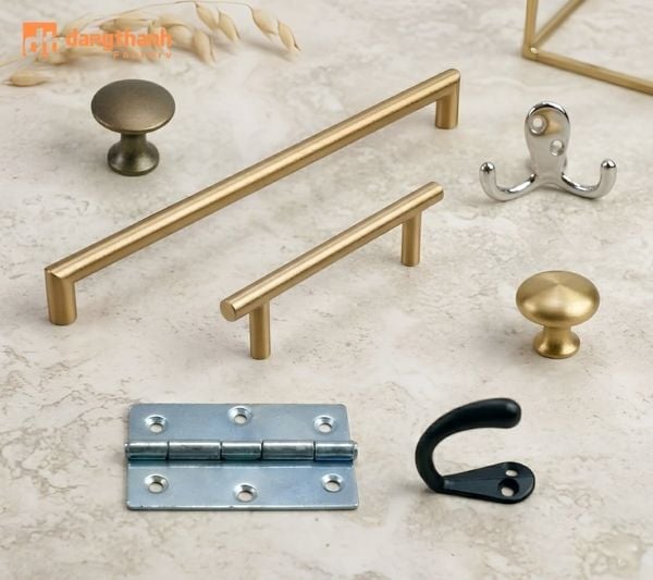 Phụ kiện tủ và tay nắm nội thất bằng kẽm