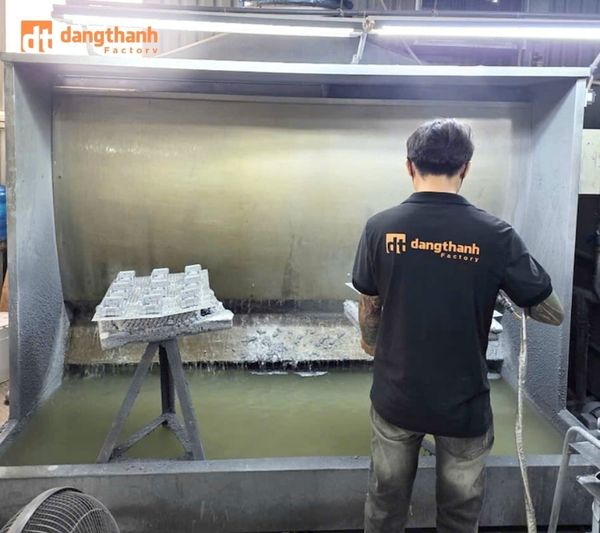 Hệ thống phủ sơn bảo vệ trong công nghệ xử lý bề mặt sau đúc