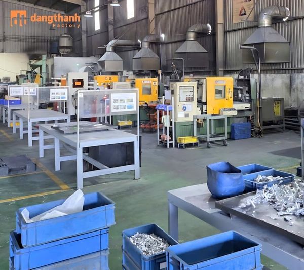 Dây chuyền đúc kẽm áp lực cao hiện đại tại xưởng Đăng Thành Factory