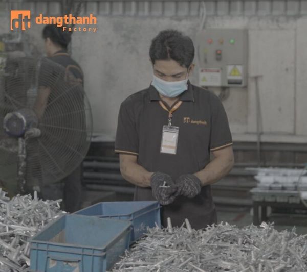 Xưởng sản xuất phụ kiện chi tiết khoá giá rẻ TPHCM