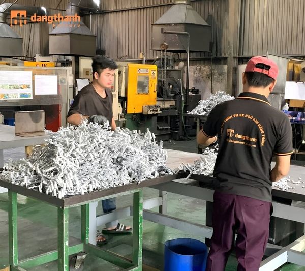 Đăng Thành xưởng đúc phụ tùng ô tô chuyên nghiệp