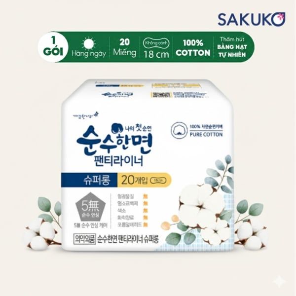 Bạn nên thay băng 4 tiếng mỗi lần để đảm bảo vệ sinh cho cô bé