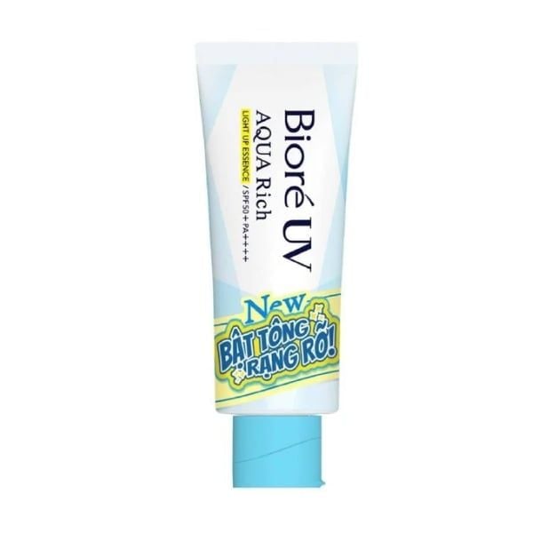 Tinh chất chống nắng Bioré UV Aqua Rich Light Up Essence 70g giúp bảo vệ da tối ưu và nâng tông sáng mịn tự nhiên