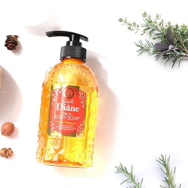 MOIST DIANE- Sữa tắm dưỡng ẩm hương cam quýt