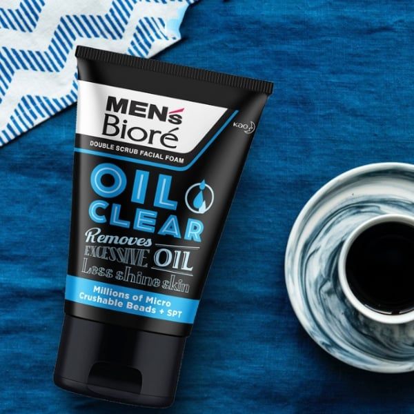 Sữa rửa mặt Men's Bioré sạch nhờn làm sạch mụn đầu đen hiệu quả