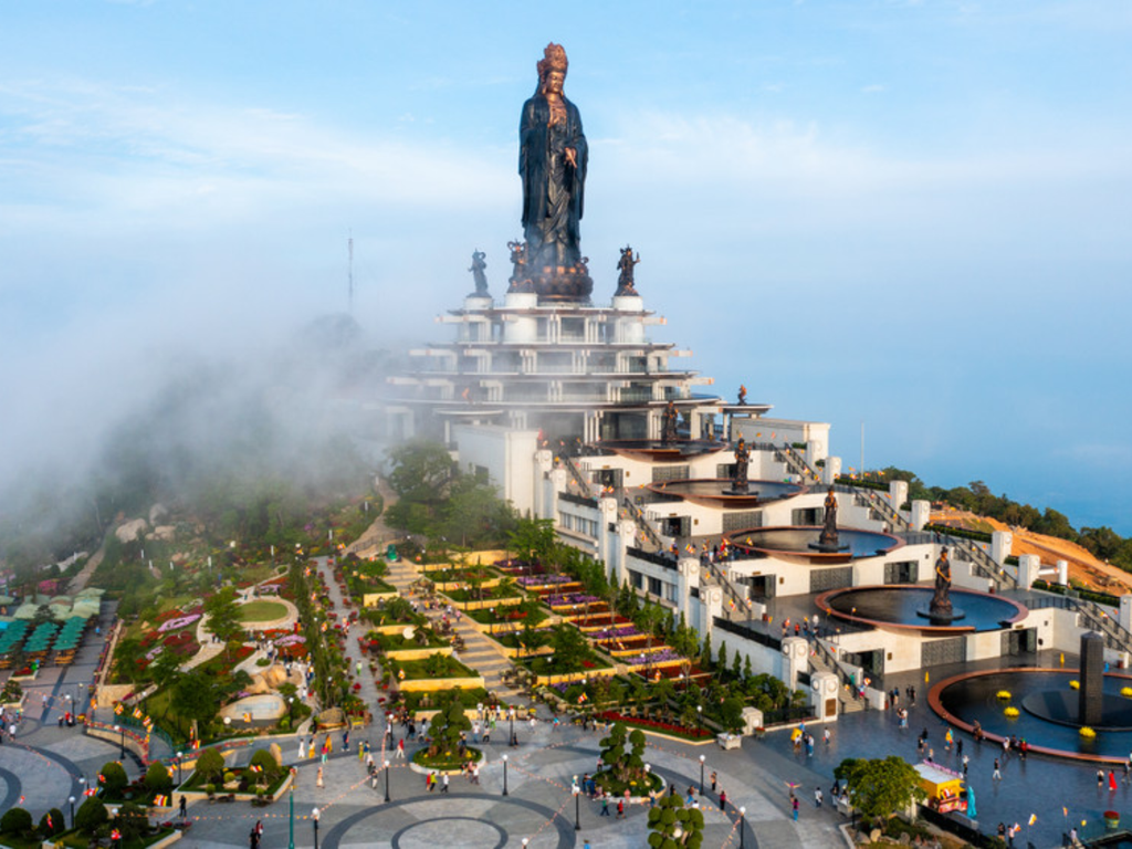 Hướng dẫn chi tiết, lịch trình và trải nghiệm du lịch núi Bà Đen