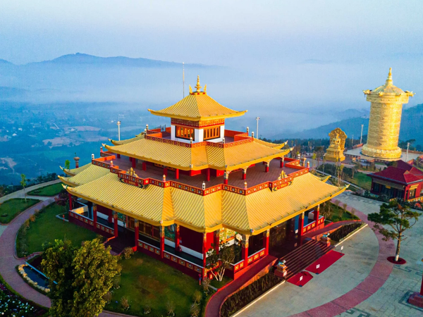 Top 10 địa điểm du lịch tâm linh