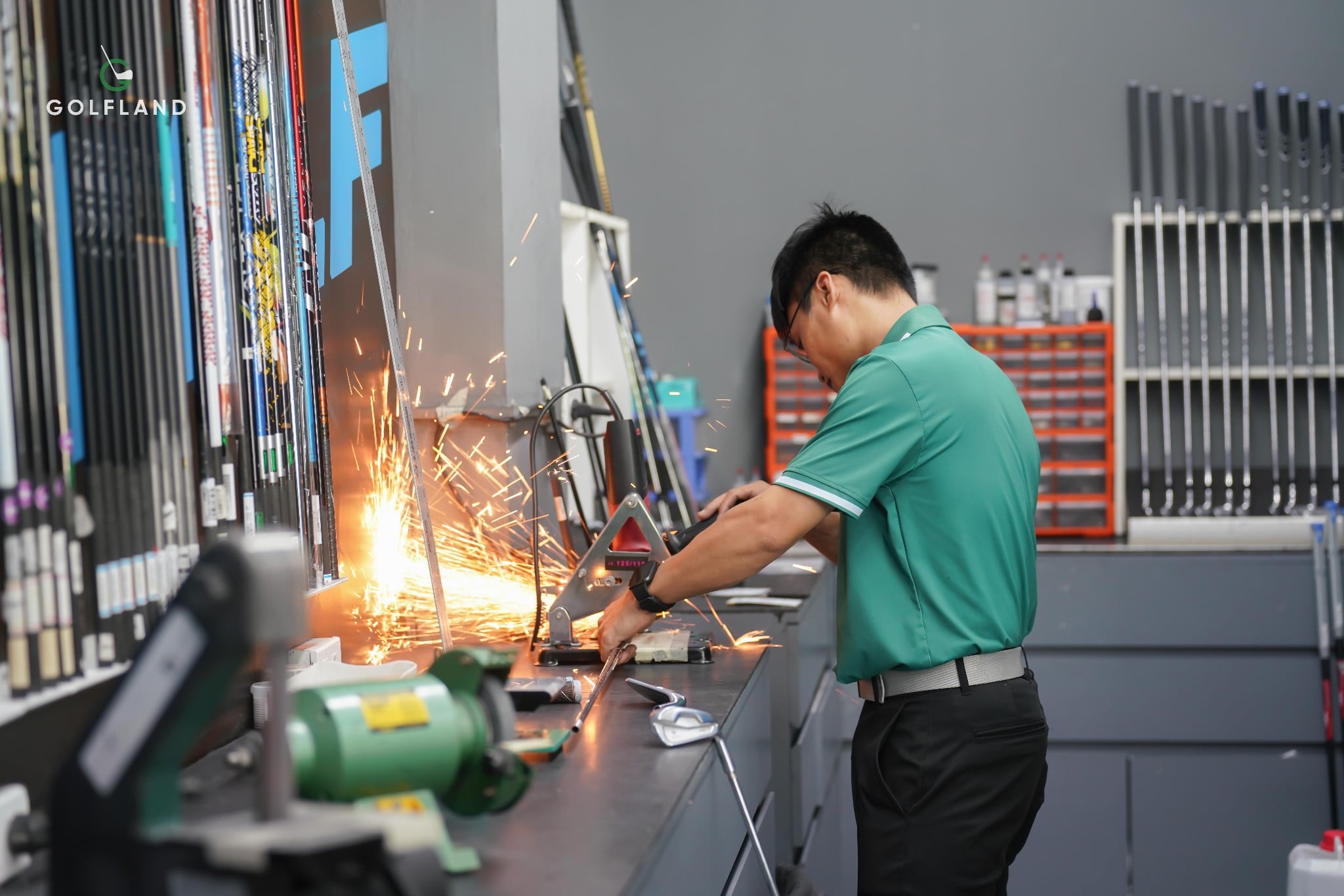 GẬY GOLF XUỐNG CẤP: GOLFER NÊN SỬA HAY THAY MỚI