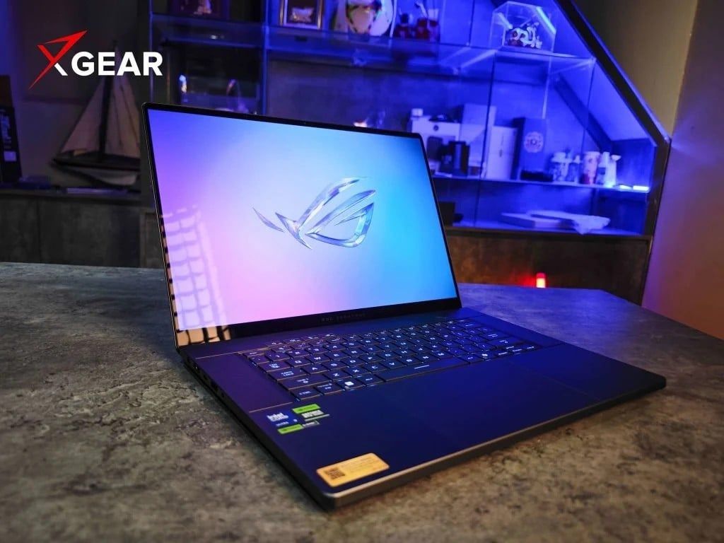 ASUS ROG Zephyrus G16 GU606AX-TB042WS