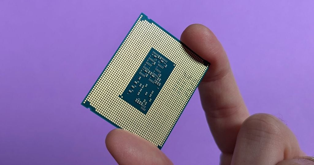 Ultra 5 250KF Plus giúp cải thiện độ trễ khi chơi game