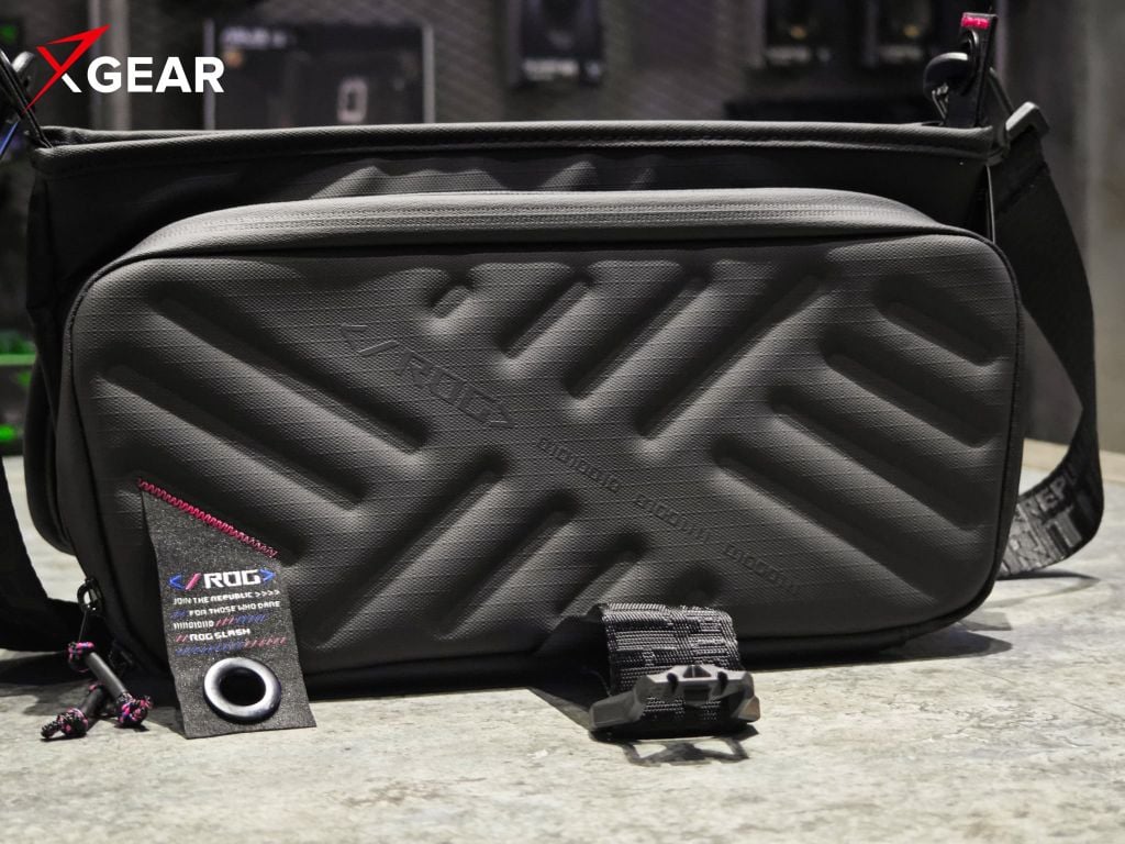 Hình ảnh chụp Túi đeo chéo ROG Slash Sling Bag 4.0 tại Xgear