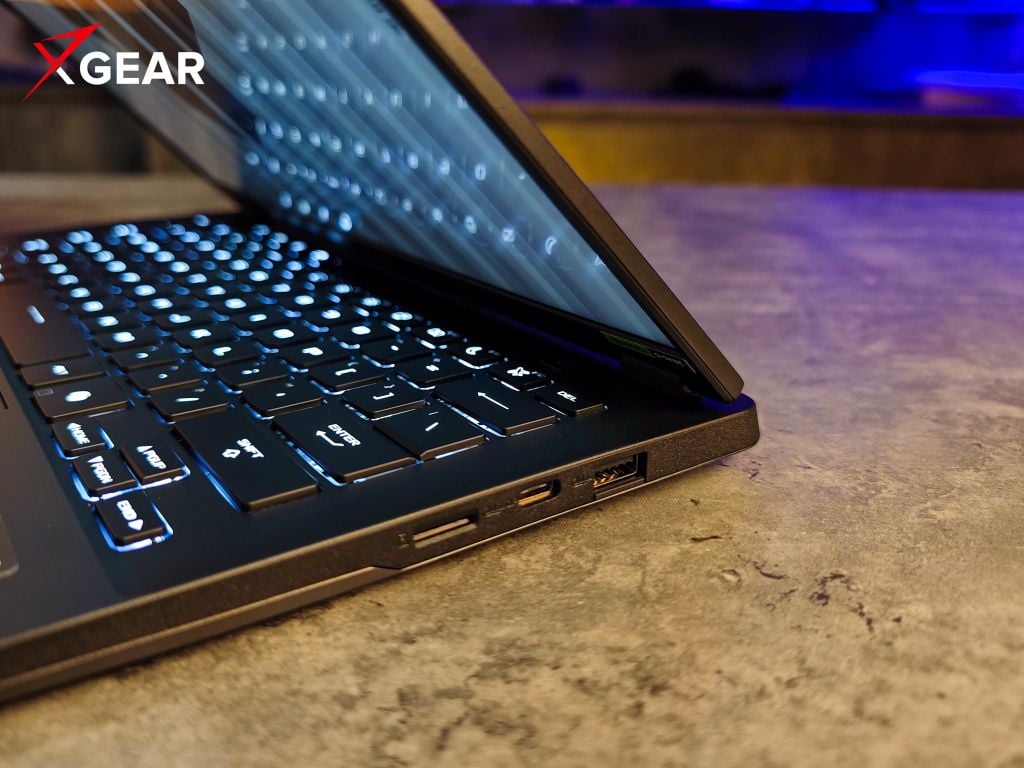 Bàn phím Chiclet hỗ trợ phím tắt Copilot