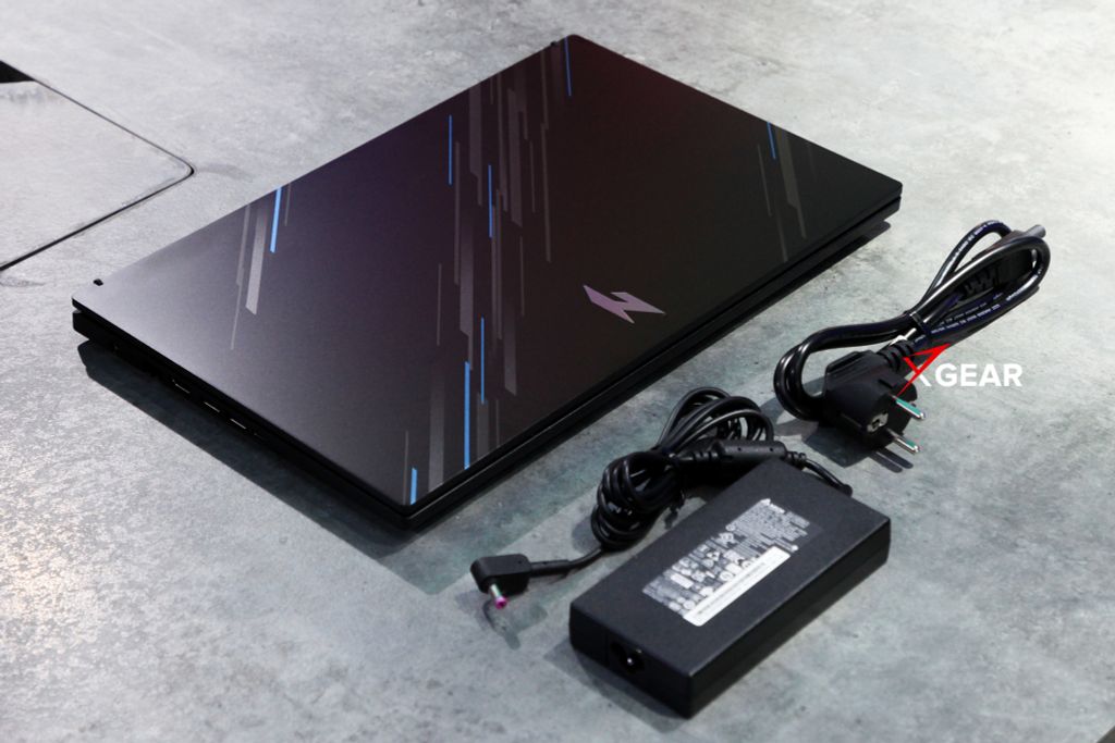 full box laptop Acer Nitro V 15 ANV15 51 500A