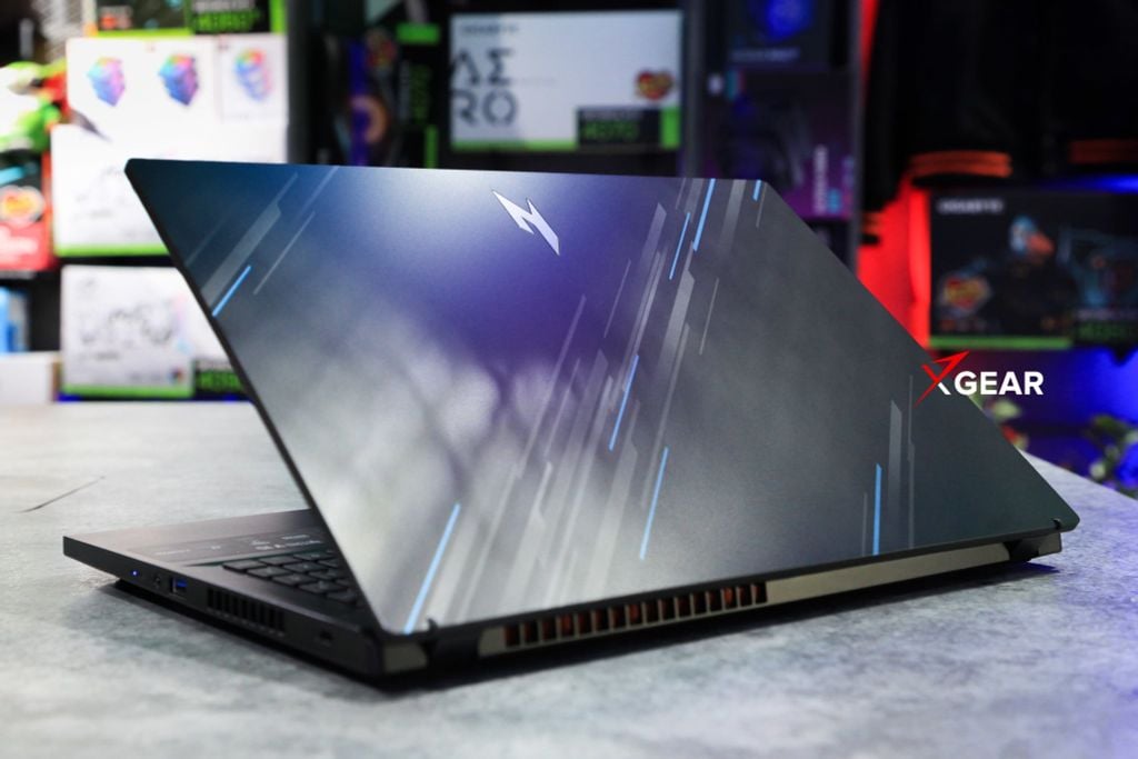 Acer Nitro V 15 ANV15 51 500A sở hữu sức mạnh tầm trung cùng ram 16GB